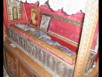 Slujbă de aşezare moaşte în racle, la Constanţa
